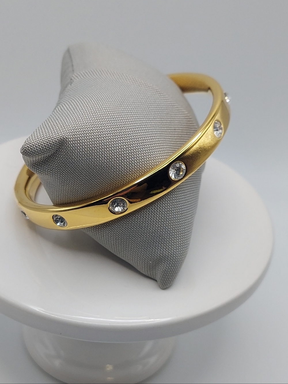 Monet Vtg Bangle & Rhinestones,VGC.